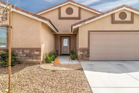 5740 Forry Ct, Lancaster, CA 93536 photo 3