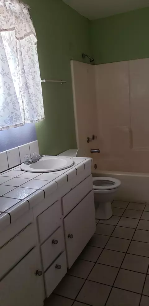 711 Avenue L E, Lancaster, CA 93535 photo 6