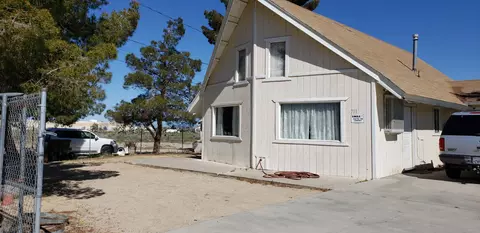 711 Avenue L E, Lancaster, CA 93535 photo 1