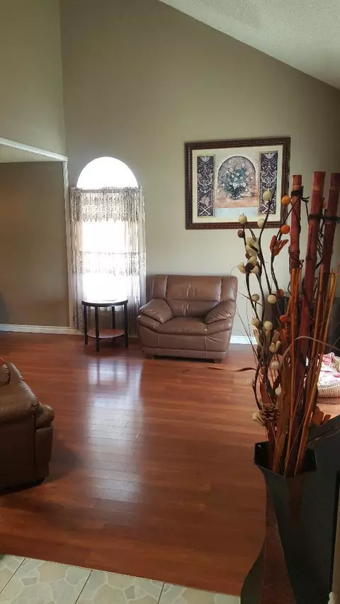 1245 Samra Ave, Lancaster, CA 93535 photo 3