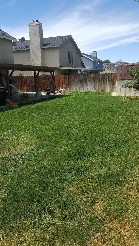 1245 Samra Ave, Lancaster, CA 93535 photo 4