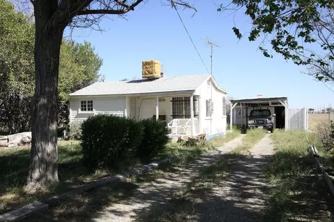 8847 Avenue G12 E, Lancaster, CA 93535 photo 2