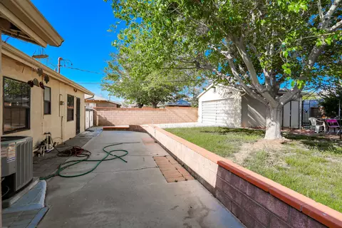 44208 2nd St E, Lancaster, CA 93535 photo 36