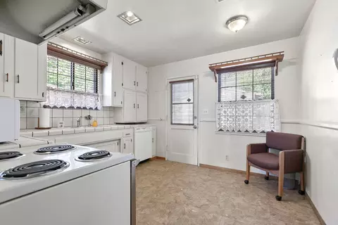 44208 2nd St E, Lancaster, CA 93535 photo 14