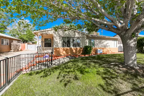 44208 2nd St E, Lancaster, CA 93535 photo 8