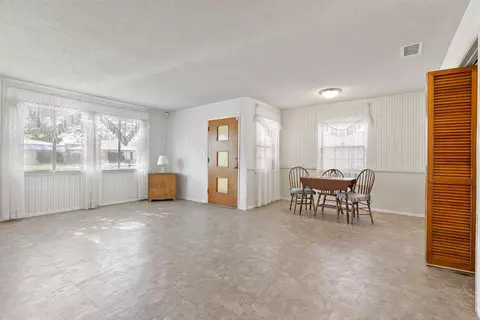 44208 2nd St E, Lancaster, CA 93535 photo 11