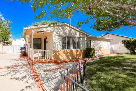 44208 2nd St E, Lancaster, CA 93535 photo 4