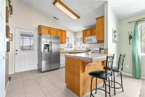 20405 Mar Vista Pl, Tehachapi, CA 93561 photo 7