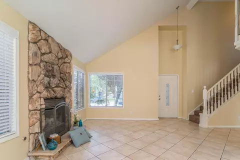 42911 Fenner Ave, Lancaster, CA 93536 photo 9