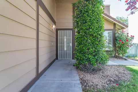 42911 Fenner Ave, Lancaster, CA 93536 photo 7
