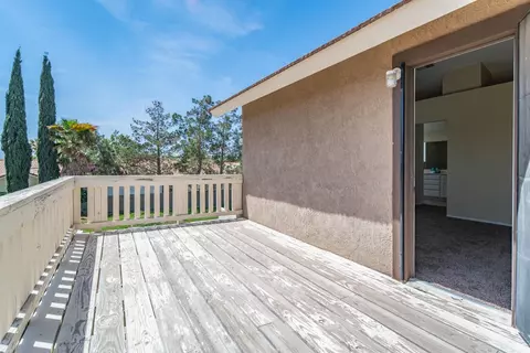 42911 Fenner Ave, Lancaster, CA 93536 photo 24
