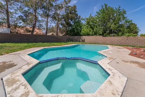 42911 Fenner Ave, Lancaster, CA 93536 photo 35