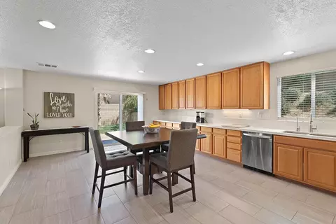 42112 Ash Ct, Quartz Hill, CA 93536 photo 12