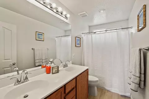 42112 Ash Ct, Quartz Hill, CA 93536 photo 23
