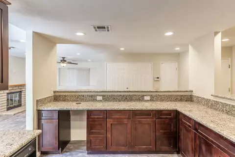 2139 Avenue K10 W, Lancaster, CA 93536 photo 11