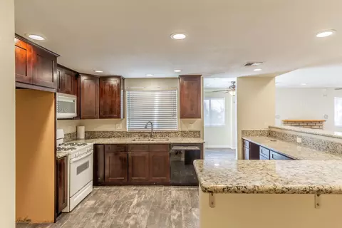 2139 Avenue K10 W, Lancaster, CA 93536 photo 10