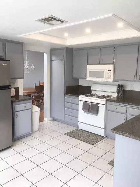 1146 Geraldine Ave E, Lancaster, CA 93535 photo 6