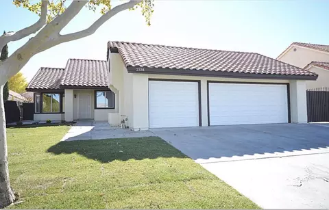 2334 Nugent St E, Lancaster, CA 93535 photo 1