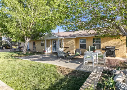5091 Backus Rd, Mojave, CA 93501 photo 5