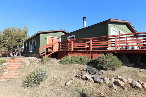 24929 Country Canyon Rd, Tehachapi, CA 93561 photo 1