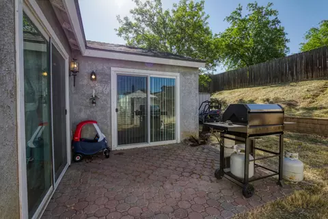 210 Meadowbrook Ct, Tehachapi, CA 93561 photo 17