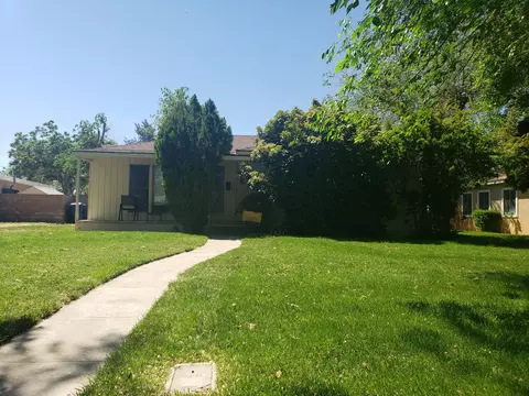 1220 Ivyton St W, Lancaster, CA 93534 photo 1
