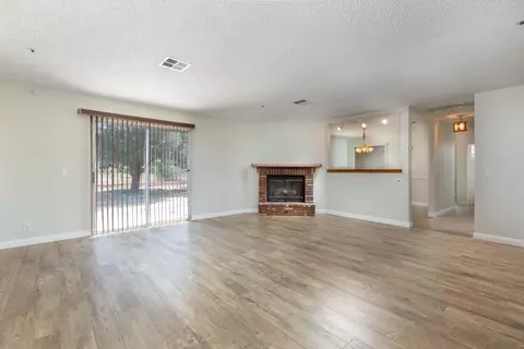 36124 165th St E, Llano, CA 93544 photo 4