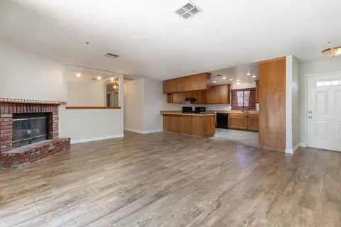 36124 165th St E, Llano, CA 93544 photo 3