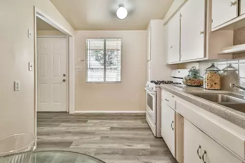 38121 10th St E, Palmdale, CA 93550 photo 39