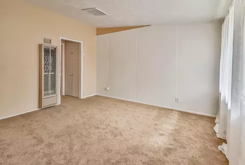 38121 10th St E, Palmdale, CA 93550 photo 8