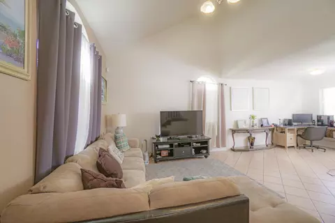 44026 Heath Ct, Lancaster, CA 93535 photo 24