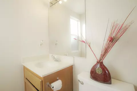 44026 Heath Ct, Lancaster, CA 93535 photo 17