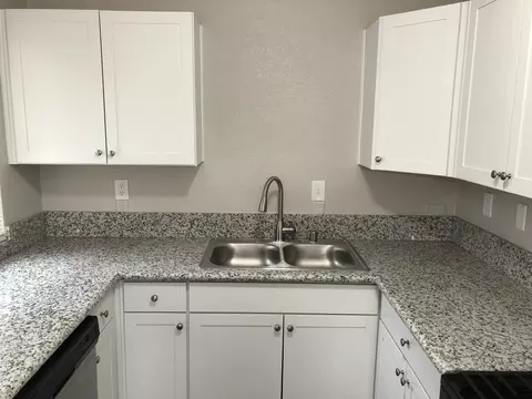 42409 30th St W, Lancaster, CA 93536 photo 9