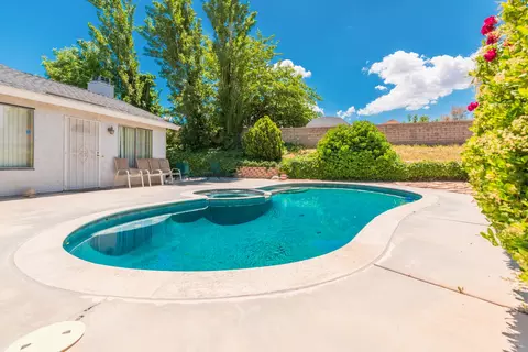 2618 Juniper Dr, Palmdale, CA 93550 photo 3