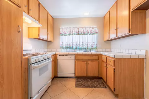 2618 Juniper Dr, Palmdale, CA 93550 photo 9