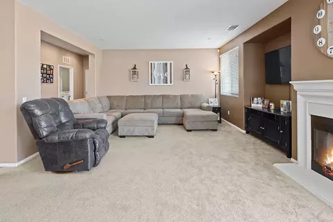 4133 Jonathon St, Lancaster, CA 93536 photo 8