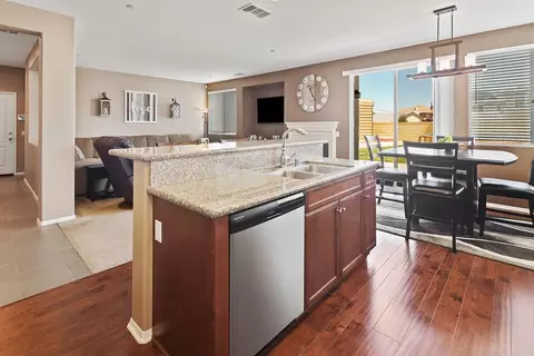 4133 Jonathon St, Lancaster, CA 93536 photo 6