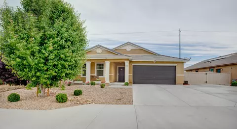 3553 Emerald Ln, Lancaster, CA 93535 photo 1