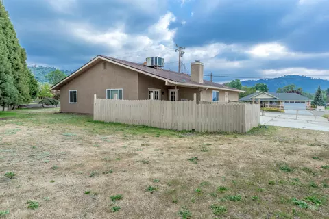 18050 Bold Venture Dr, Tehachapi, CA 93561 photo 32