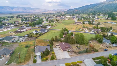 18050 Bold Venture Dr, Tehachapi, CA 93561 photo 39