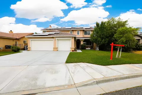 6209 Starview Dr, Lancaster, CA 93536 photo 1