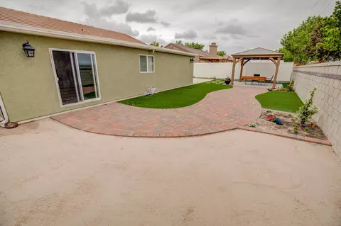 6031 Golding Dr, Lancaster, CA 93536 photo 21