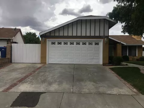 37827 Silk Tree Ln, Palmdale, CA 93550 photo 1