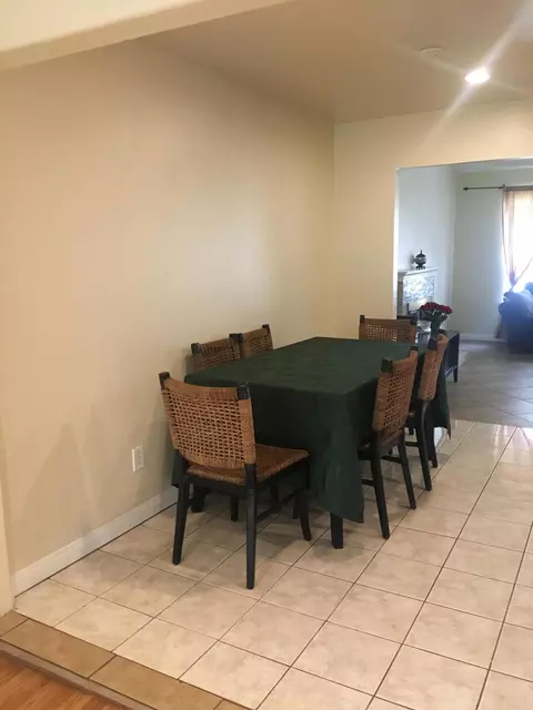 37827 Silk Tree Ln, Palmdale, CA 93550 photo 11