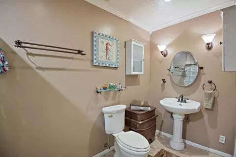 1048 Herzel Ave, Lancaster, CA 93535 photo 8