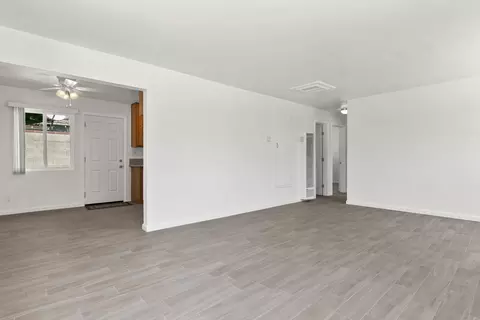 45122 Date Ave, Lancaster, CA 93534 photo 4