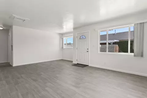 45122 Date Ave, Lancaster, CA 93534 photo 5