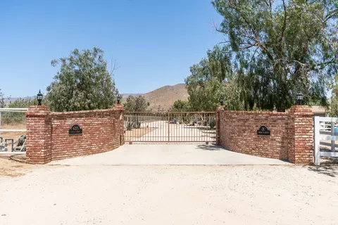4215 Banson St, Acton, CA 93510 photo 1