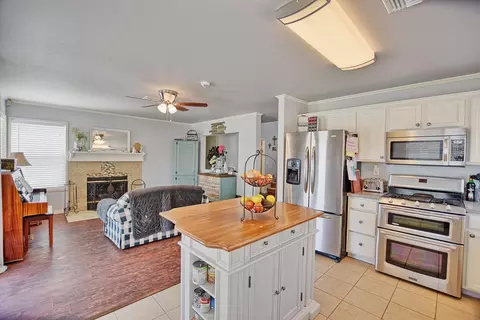 44100 Freer Way, Lancaster, CA 93536 photo 10