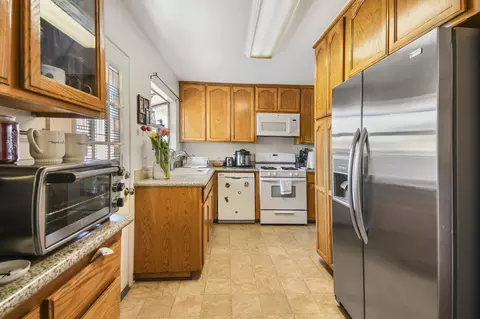 44315 4th St E, Lancaster, CA 93535 photo 5